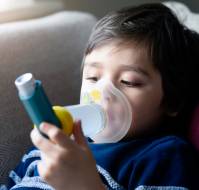 What is the connection between asthma and nasal problems?