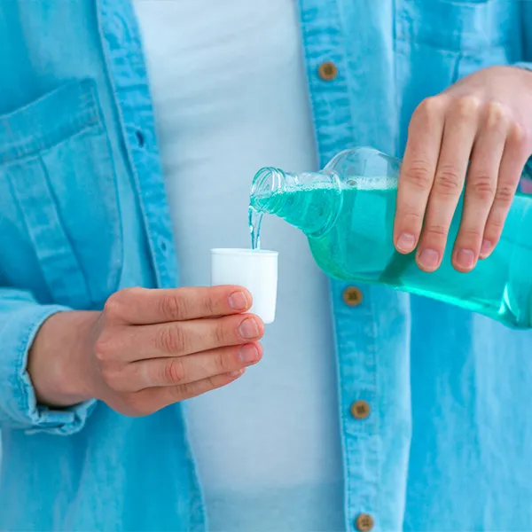 Medicated Mouthwashes/Gargles and Their Use in Dentistry