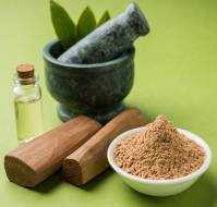 What are the health benefits of sandalwood?