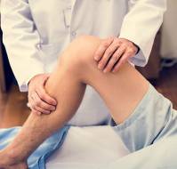 When is the right time to undergo knee replacement?