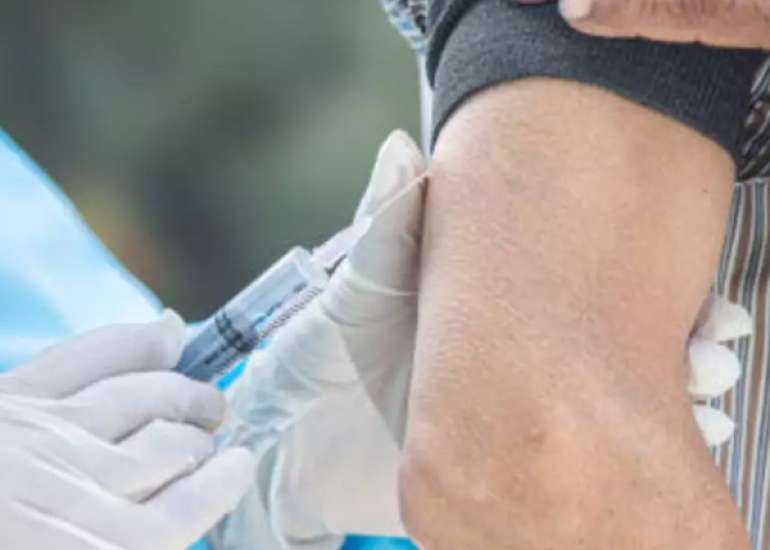 A huge Gartner’s cyst