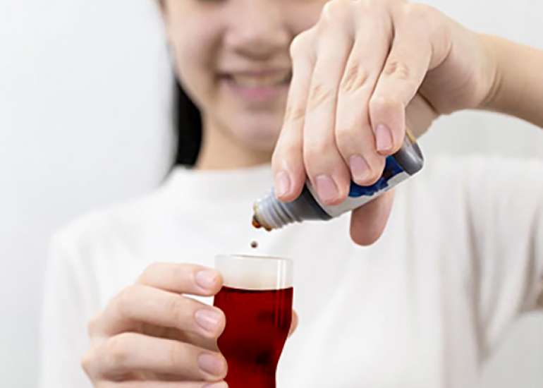 Comparative Evaluation of Betadine (Povidone-Iodine), Chlorhexidine (CHX), and Normal Saline in Tooth Extraction: A Study on Dry Socket Incidence and Infection Control