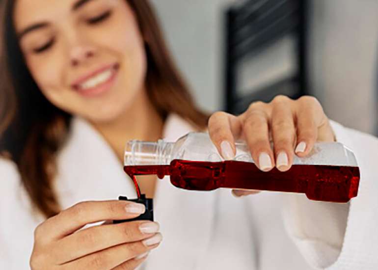 The Effectiveness of Low-Concentration Povidone-Iodine as Irrigant for Reducing Postoperative Complications after Third-molar Surgery