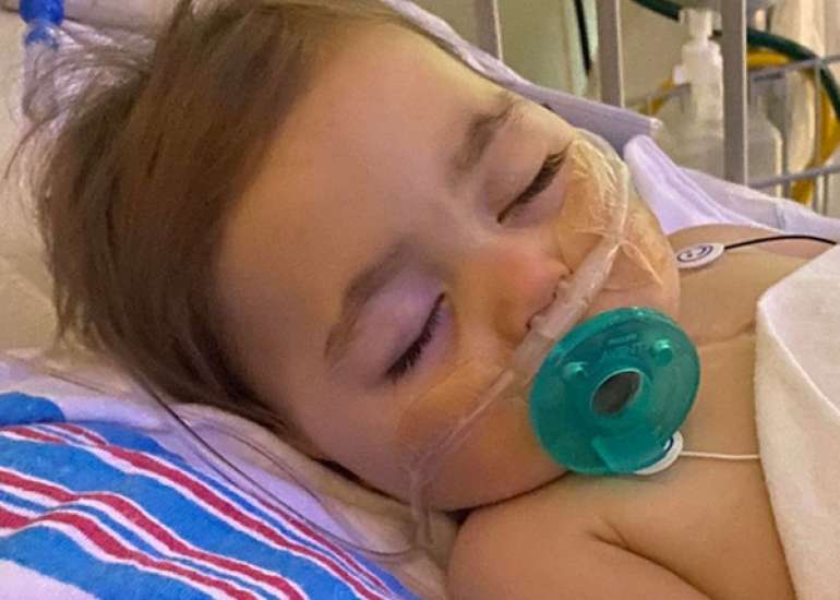 A Cobra Bite Mimicking Coma in a 2-year-old