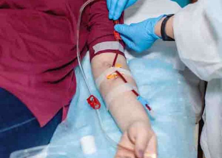 डायलिसिस क्या है? फायदे, नुकसान और प्रक्रिया