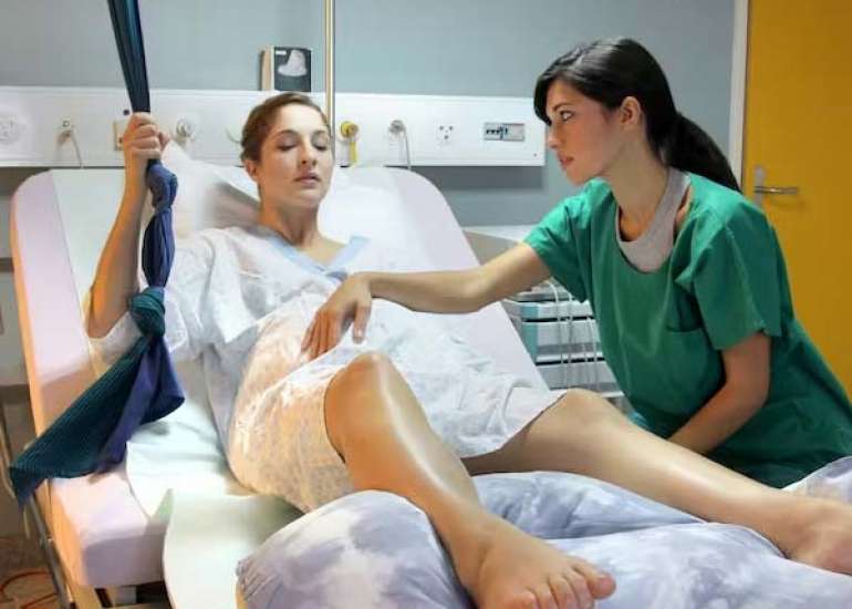 A Case of Uterine Rupture Secondary to Pyomyoma after an Uncomplicated Vaginal Delivery