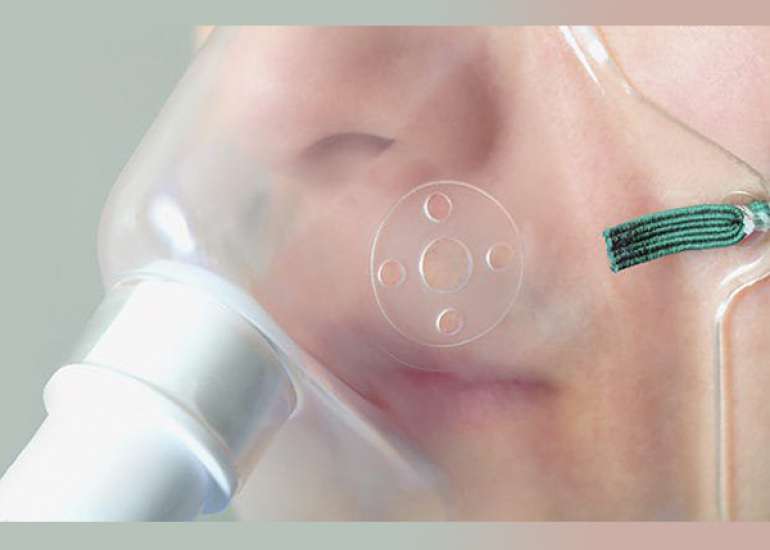 At what levels, oxygen is given?