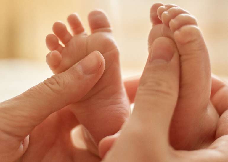 Baby swimming and baby massage improves baby weight