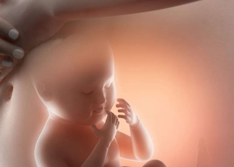 ब्रीच बेबी क्या होता है? कारण, लक्षण और इलाज | Breech Baby in Hindi