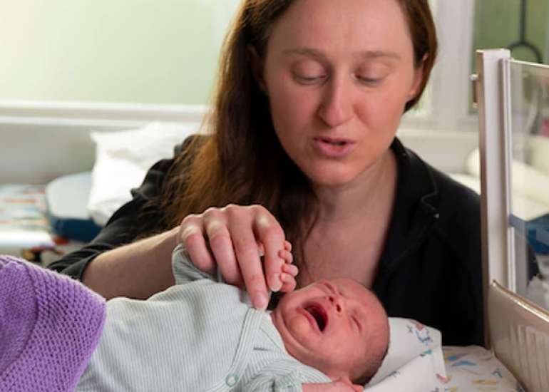 Effectiveness of Non-Pharmacological Methods, Such as Breastfeeding, to Mitigate Pain in NICU Infants