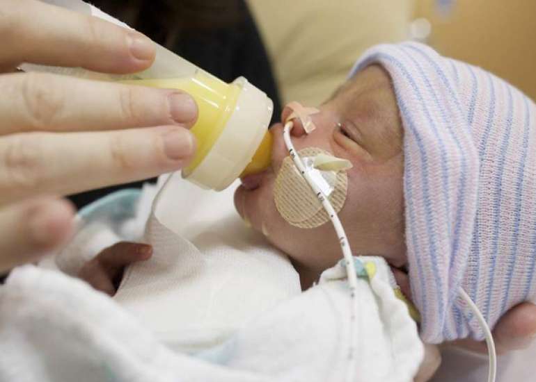 Effectiveness of feeding supplementation in preterm infants: an overview of systematic reviews