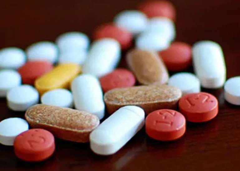 How can a doctor help prevent AMR?