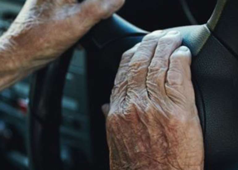 How do you decide whether a person, especially an elderly, is fit to drive?