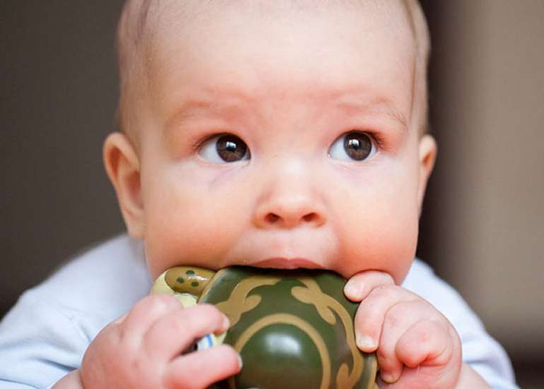 Is there any link between nose breathing and chewing in my baby? 