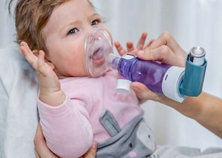 Is there a connection between persistent nasal congestion and asthma?