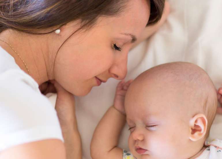 The Relationship between a Baby's Age and Sleepiness in a Sample of Mothers