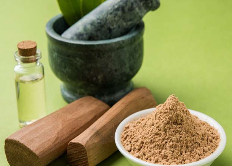 What are the health benefits of sandalwood?
