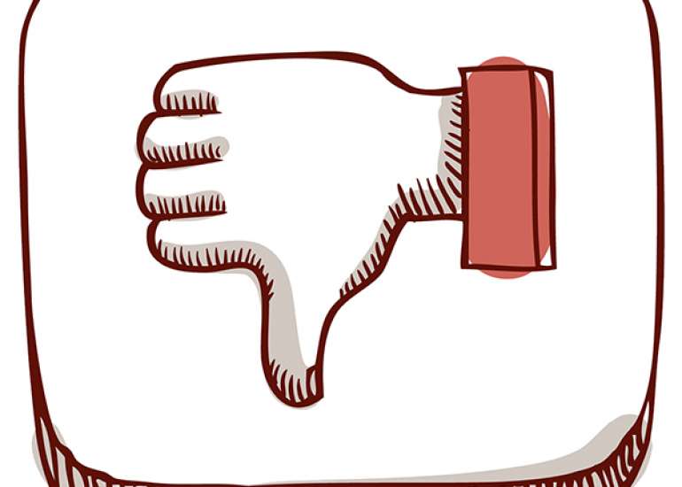 What are the drawbacks of a skill lab?