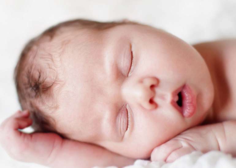 What happens if  the nose is blocked and how to detect this in small children?