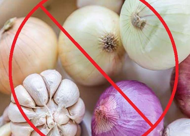 Why eating onion and garlic is prohibited and not potatoes during fasting?