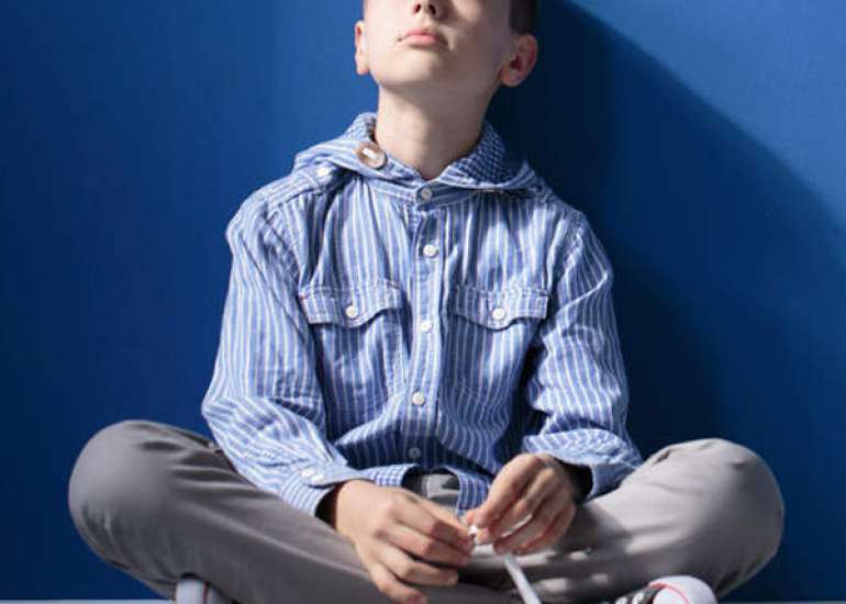 ऑटिज्म क्या है? कारण, लक्षण और इलाज | Autism in Hindi