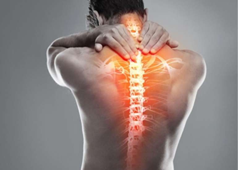 रात के समय पीठ दर्द से कैसे पाए छुटकारा | पीठ दर्द: कारण और निवारक उपाय