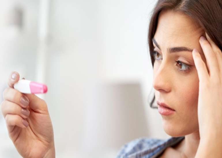 What are the causes of female infertility?