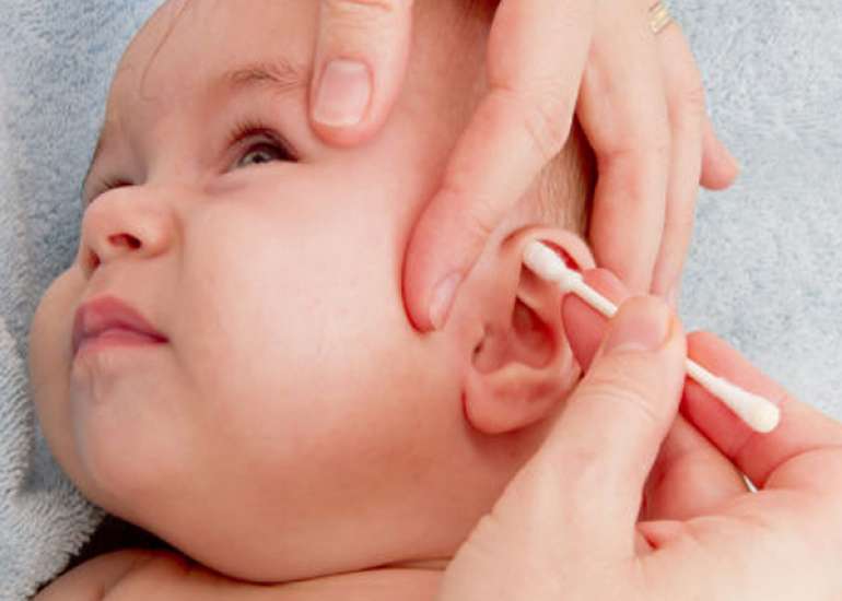 ग्लू ईयर क्या है? कारण, लक्षण और इलाज   | Glue Ear in Hindi