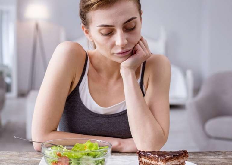Eating Disorders : क्‍या है ईटिंग डिसऑर्डर? जानें इसके कारण, लक्षण और बचाव के उपाय