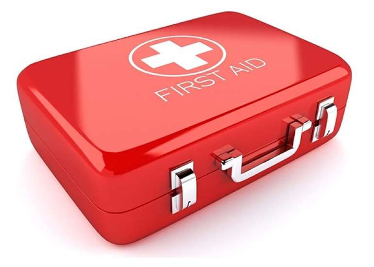 फर्स्ट ऐड बॉक्स क्या है? सब जाने |  First Aid Box Kit Chart in Hindi