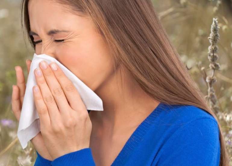 एलर्जी के लक्षण, कारण, प्रकार और बचाव  | Allergy in Hindi