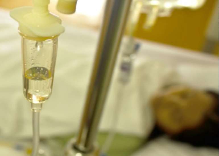 When should we give tenecteplase in acute MI?