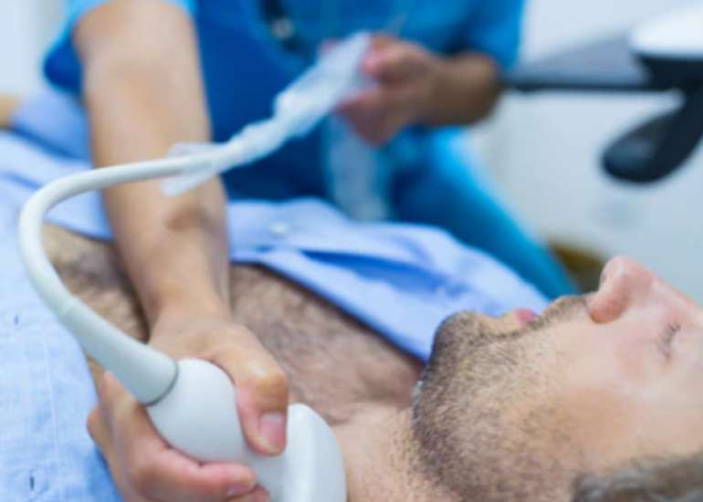 थायराइड रोग – कारण, लक्षण और इलाज | Thyroid Disease in Hindi