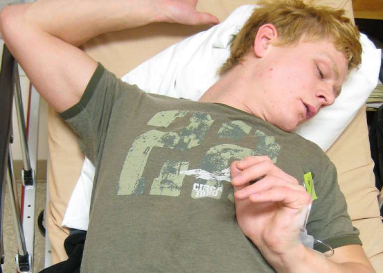 डायस्टोनिया क्या है? कारण, लक्षण और इलाज | What is Dystonia in Hindi