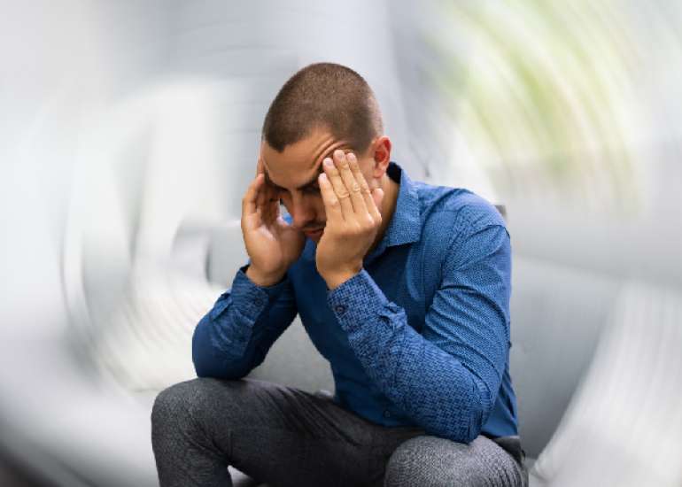 वर्टिगो क्या है? कारण, लक्षण और इलाज | What is Vertigo in Hindi
