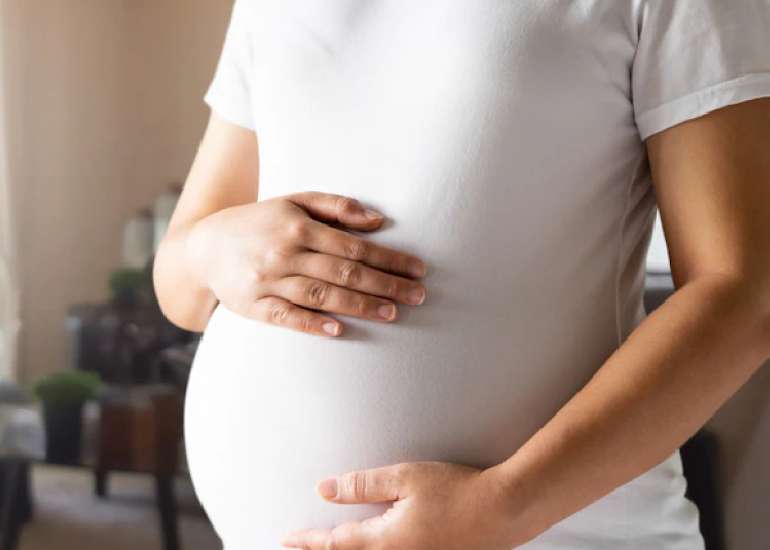 एक्टोपिक प्रेग्नेंसी क्या है? कारण, लक्षण और इलाज | Ectopic Pregnancy in Hindi