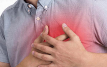 Image Is chest pain a sign of Heart Attack?