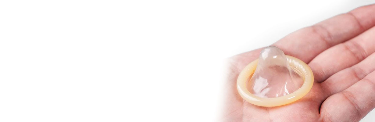 कंडोम के उपयोग, लाभ व जानकारी। Condom in Hindi