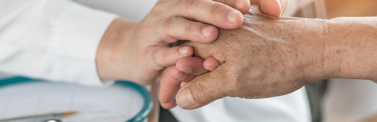 What are the treatment options in cases of patients presenting with long standing discharge?